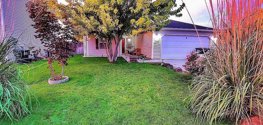 712 W Bury St, Kuna, ID 83634